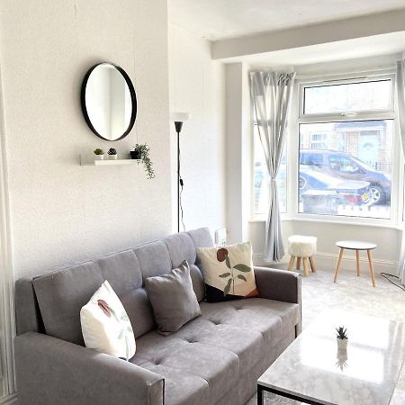 Kisobi Home Bedroom 1 Kingston upon Hull Exterior photo